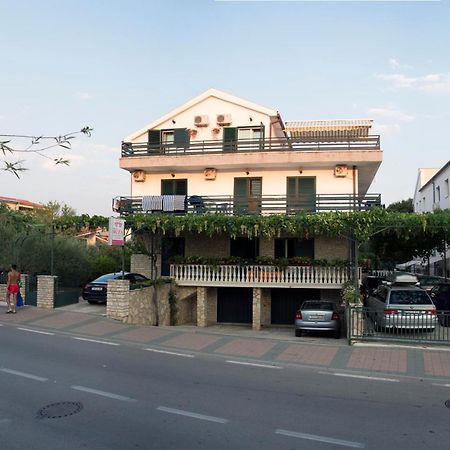 Apartments "Ruza" Vodice Exterior photo