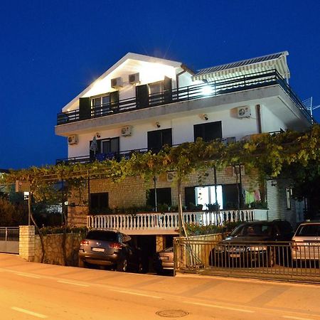 Apartments "Ruza" Vodice Room photo