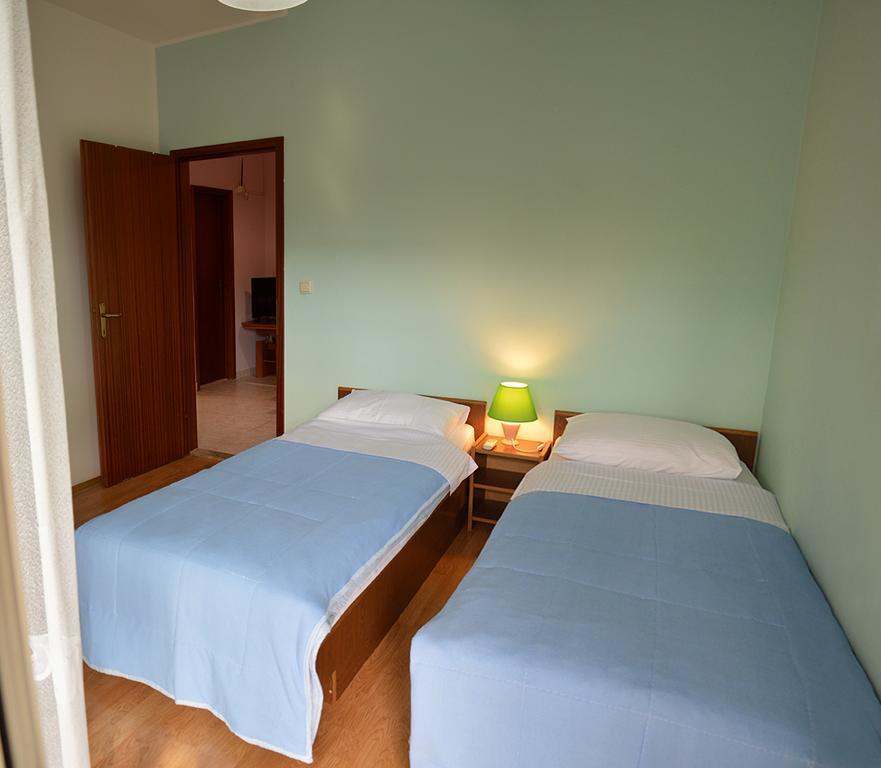 Apartments "Ruza" Vodice Exterior photo