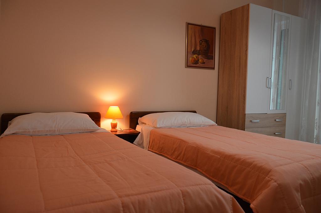 Apartments "Ruza" Vodice Exterior photo